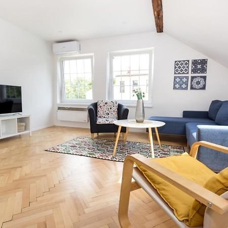 Heart Of Downtown Suite Сараево Экстерьер фото