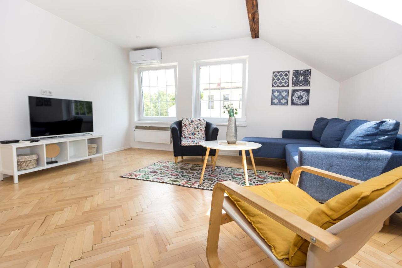 Heart Of Downtown Suite Сараево Экстерьер фото